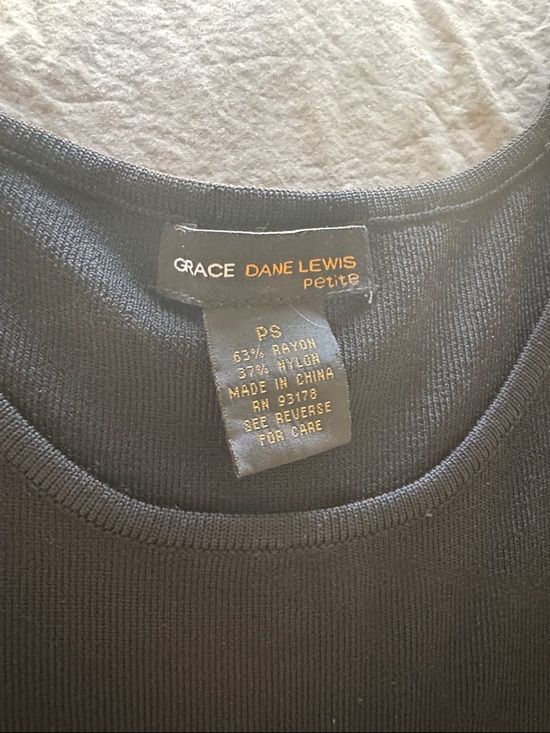 Classic knit Black A-Line Knit Skirt - and sleeveless topVersatile Women's Skirt - Picture 2 of 6